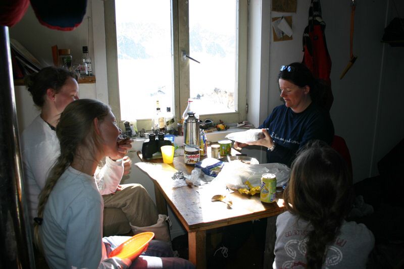 hallen og kap hoegh 02713.jpg